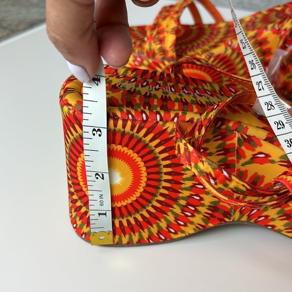 NEW| Retro 70’s Colorful Platform Sandals - Picture 10 of 10